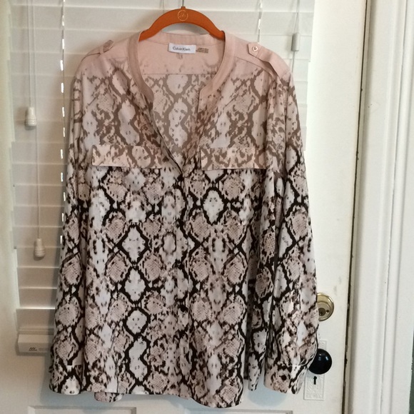 Calvin Klein Tops - Calvin Klein Snake Print, Button Down Blouse Sz XL